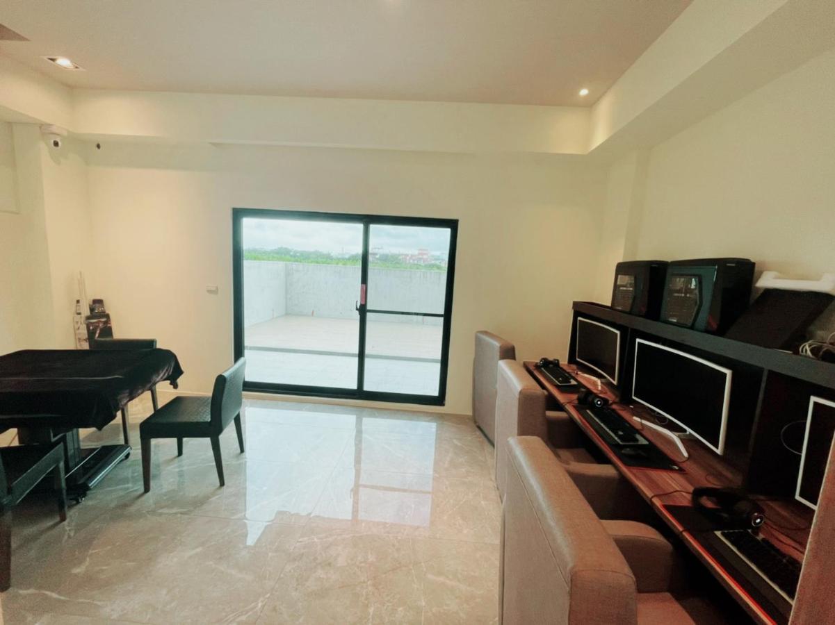 Golden Homestay T'ai-tung Exterior foto